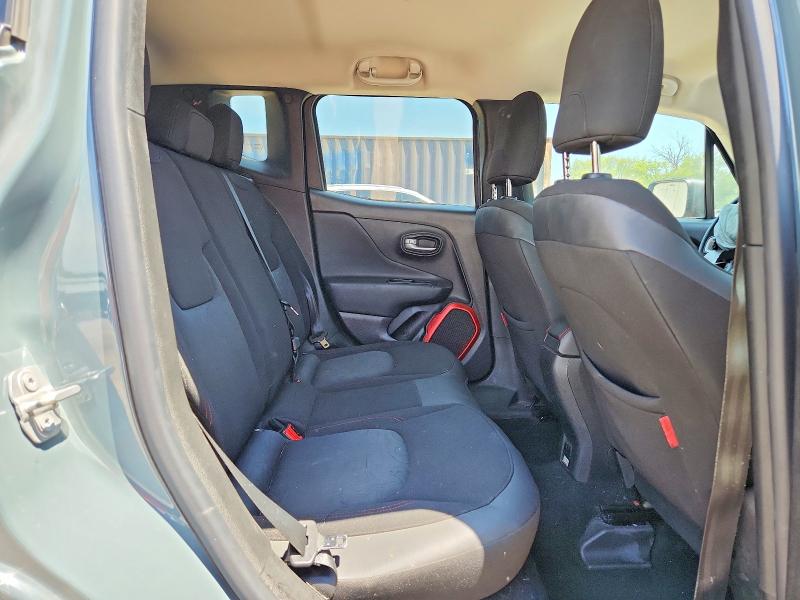 Photo 10 from auction – 2016 JEEP RENEGADE with VIN ZACCJBCT6GPD94006