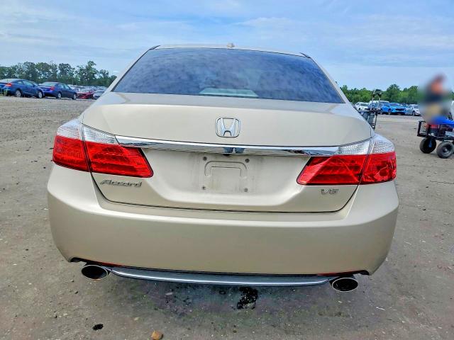 Photo 6 from auction – 2013 HONDA ACCORD with VIN 1HGCR3F84DA030685