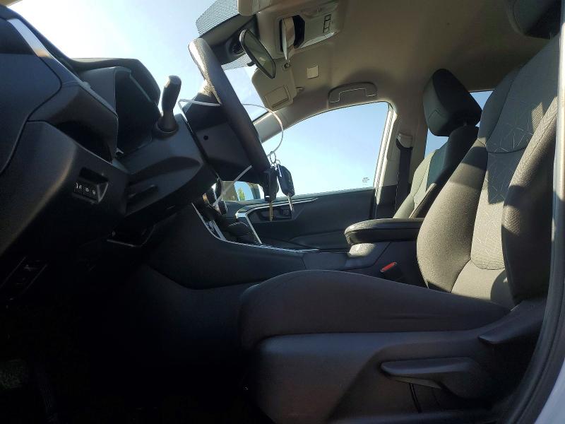 Photo 7 from auction – 2021 TOYOTA RAV4 with VIN 2T3BWRFV8MW123237