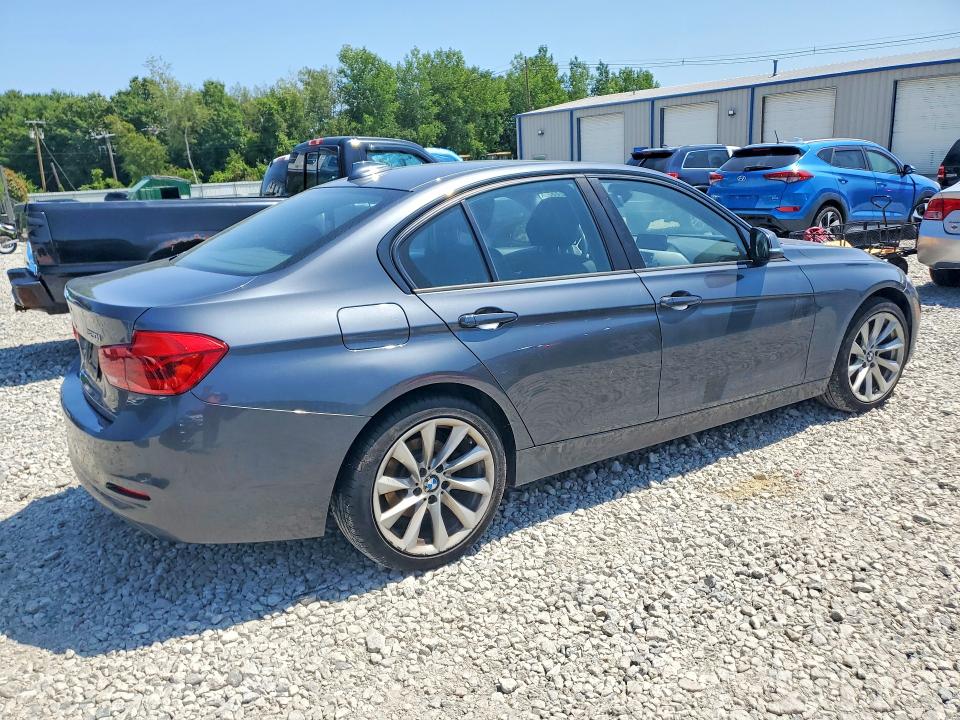 Foto 3 de la subasta – 2018 BMW 320 con VIN WBA8E5G55JNU47105