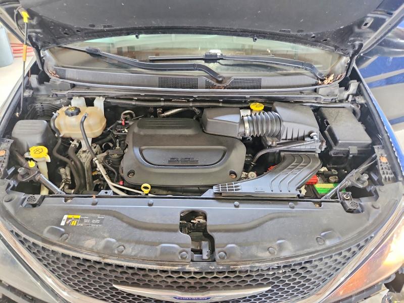Photo 12 from auction – 2020 CHRYSLER VOYAGER with VIN 2C4RC1CG8LR283190
