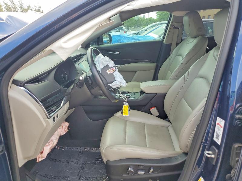 Photo 7 from auction – 2021 CADILLAC XT4 with VIN 1GYFZCR43MF028086