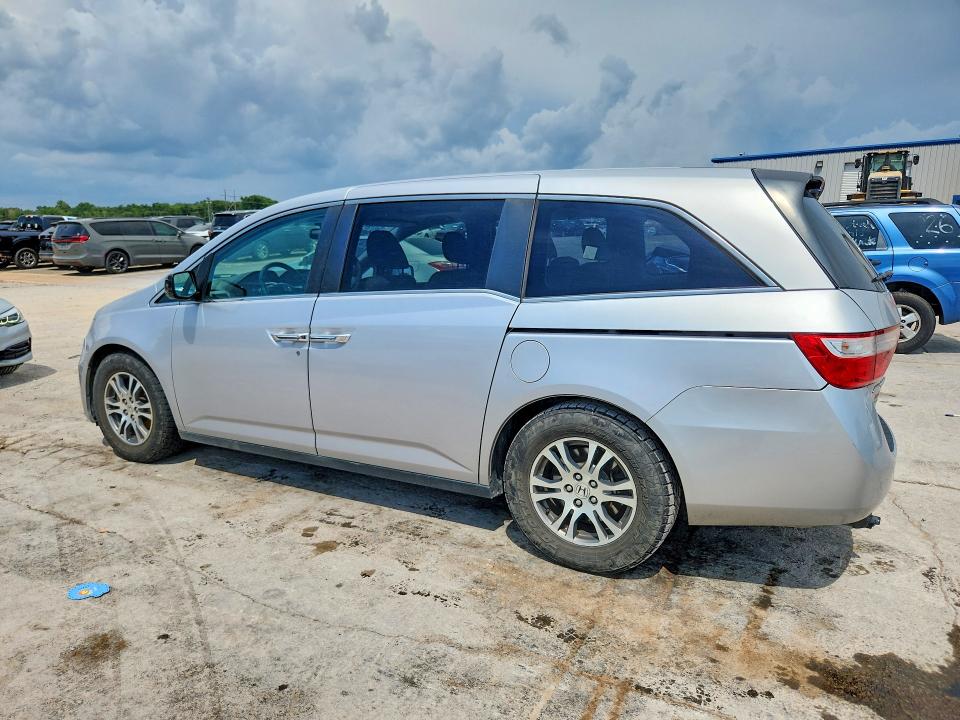 Photo 2 from auction – 2013 HONDA ODYSSEY with VIN 5FNRL5H68DB023957