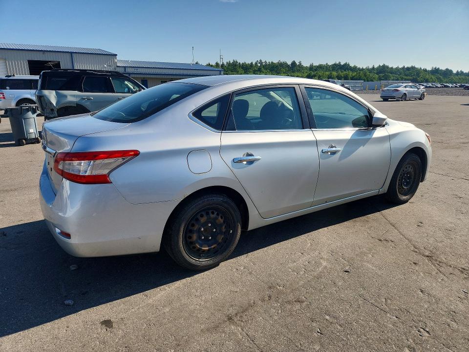 Photo 3 from auction – 2015 NISSAN SENTRA with VIN 3N1AB7AP8FY369497