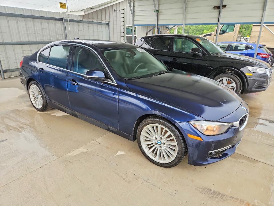 Photo 4 from auction – 2012 BMW 328 with VIN WBA3A5C50CF344022