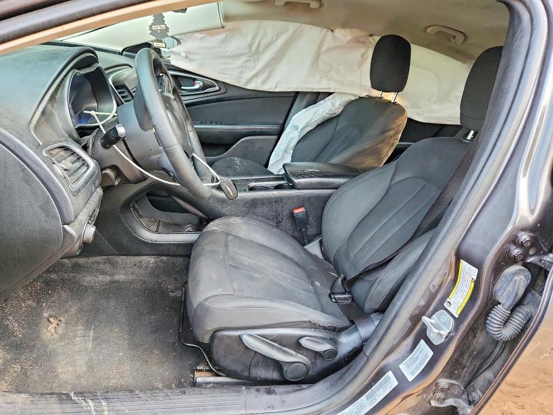 Photo 7 from auction – 2016 CHRYSLER 200 with VIN 1C3CCCAB3GN124044
