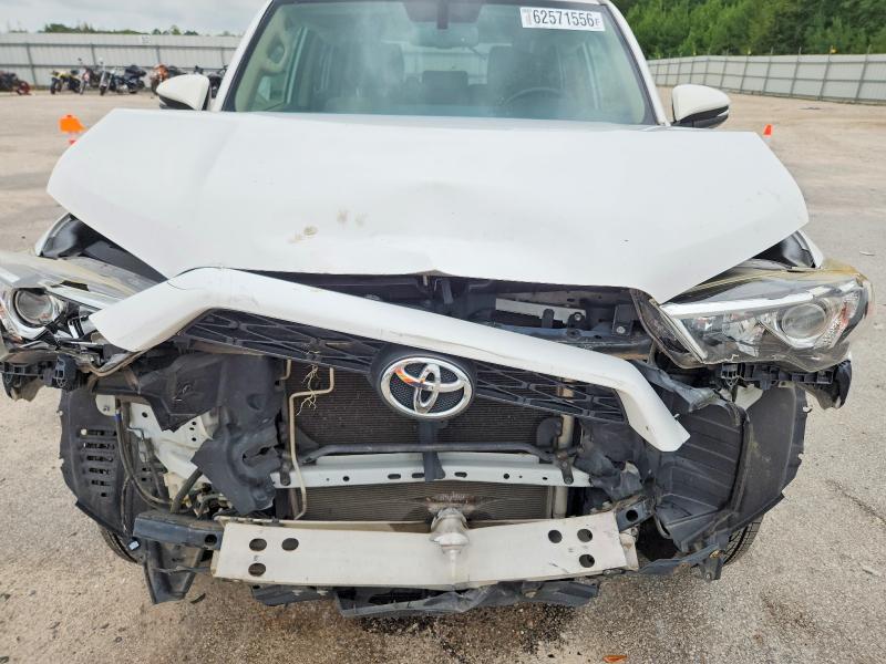Photo 11 from auction – 2019 TOYOTA 4RUNNER with VIN JTEZU5JR1K5200599
