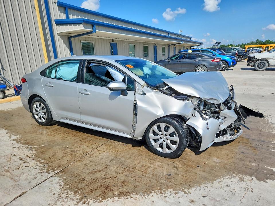 Photo 4 from auction – 2020 TOYOTA COROLLA with VIN 5YFEPRAE4LP037059