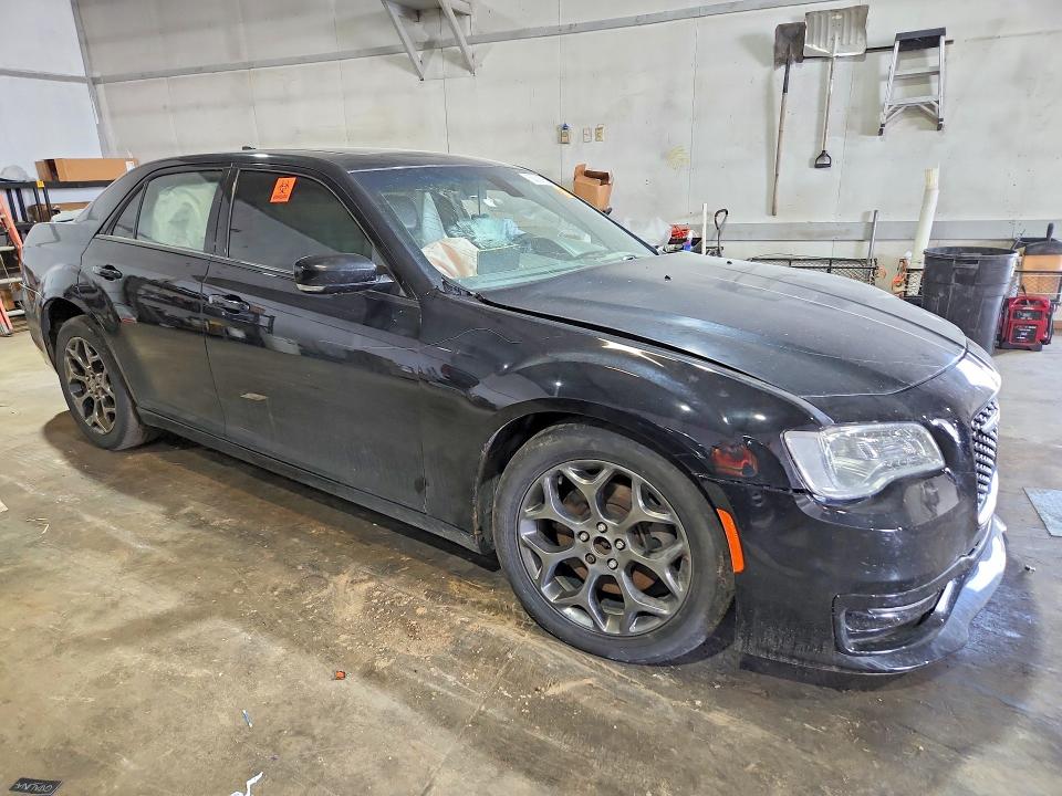 Снимка 4 от търг – 2017 CHRYSLER 300 с VIN 2C3CCAGG7HH553236