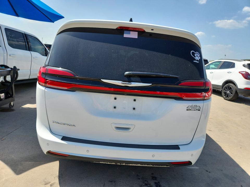 Photo 6 from auction – 2025 CHRYSLER PACIFICA with VIN 2C4RC1PG6SR571296
