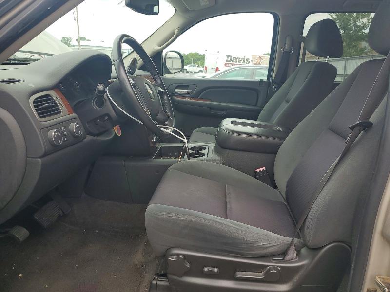 Photo 7 from auction – 2009 CHEVROLET SUBURBAN with VIN 1GNFK26309R251831