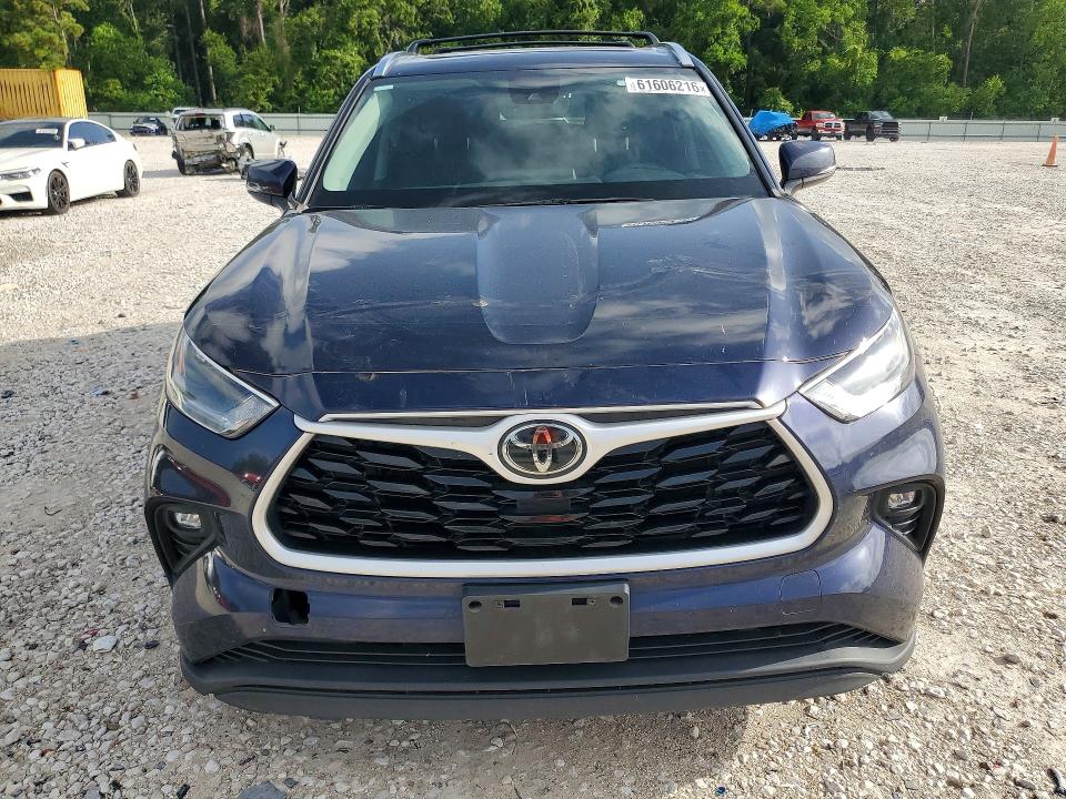 Photo 5 from auction – 2021 TOYOTA HIGHLANDER with VIN 5TDGZRAHXMS081430