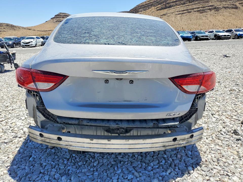 Photo 6 from auction – 2015 CHRYSLER 200 LIMITED with VIN 1C3CCCAB5FN568511