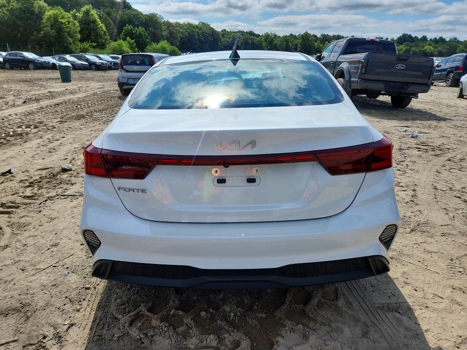 Photo 6 from auction – 2023 KIA FORTE with VIN 3KPF24AD9PE657443