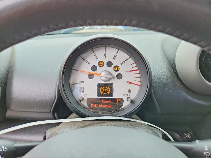 Photo 9 from auction – 2011 MINI COOPER with VIN WMWZC3C53BWL79953