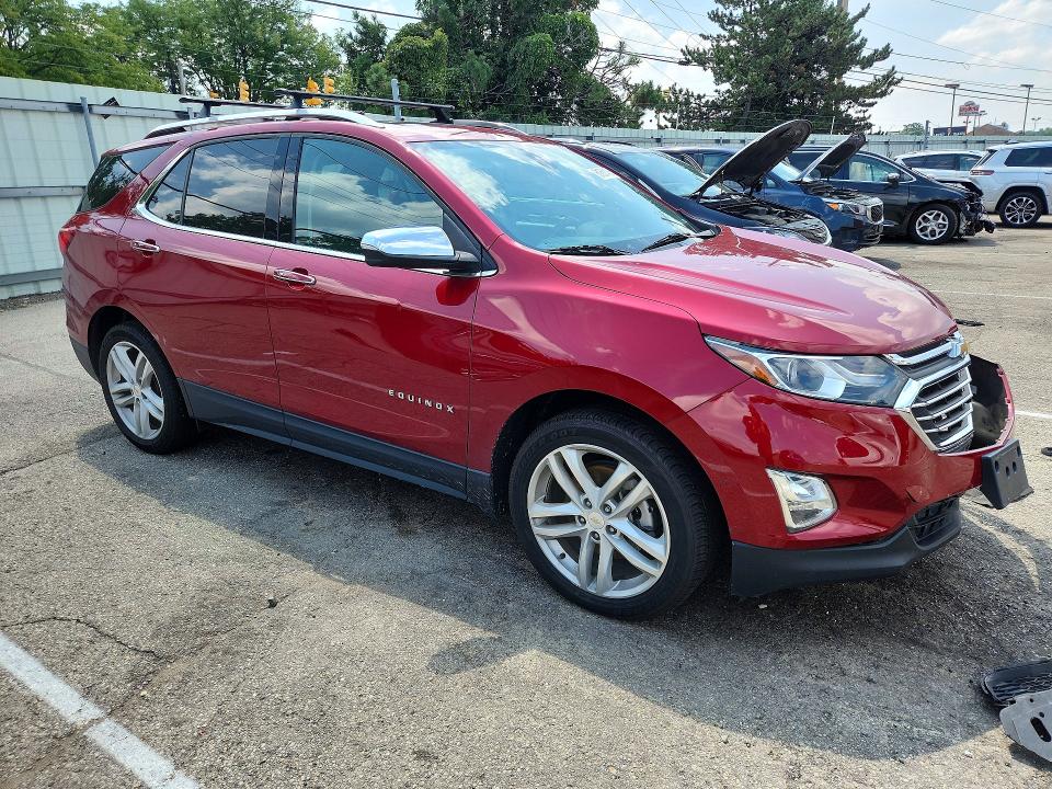 Photo 4 from auction – 2018 CHEVROLET EQUINOX with VIN 2GNAXWEX7J6149935