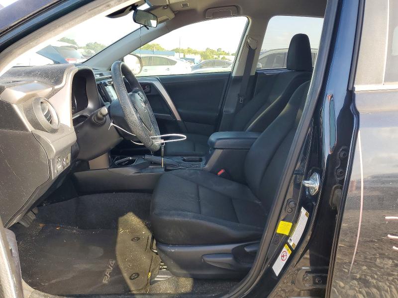 Photo 7 from auction – 2017 TOYOTA RAV4 with VIN JTMZFREV8HJ716360