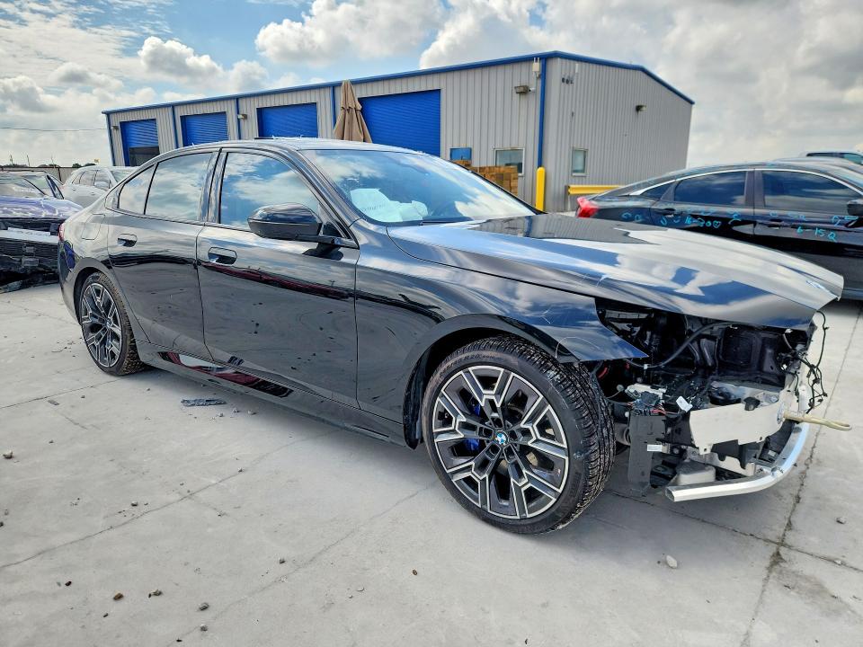 Photo 4 from auction – 2026 BMW I5 with VIN WBY63HG07TCV20932
