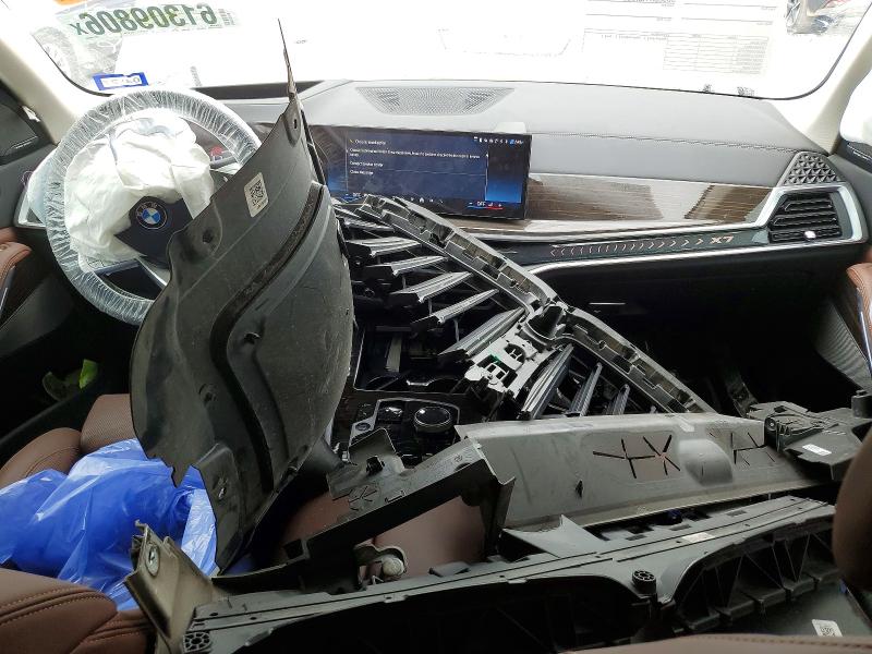 Photo 8 from auction – 2025 BMW X7 with VIN 5UX23EM05S9000080