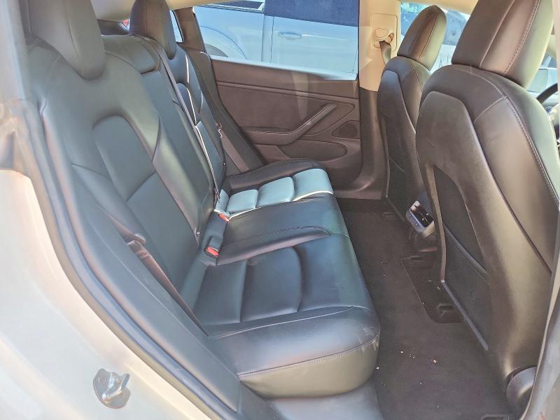 Photo 10 from auction – 2018 TESLA MODEL 3 with VIN 5YJ3E1EAXJF020524