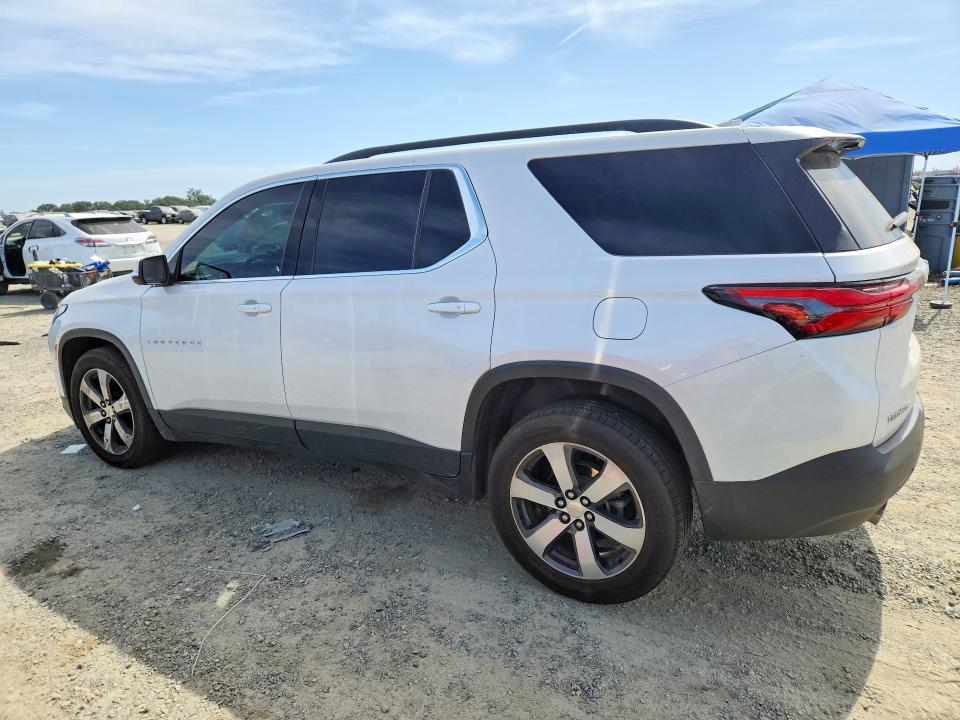 Photo 2 from auction – 2022 CHEVROLET TRAVERSE with VIN 1GNERHKW0NJ164238