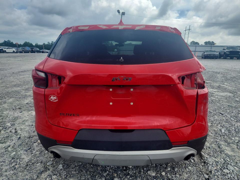 Photo 6 from auction – 2021 CHEVROLET BLAZER with VIN 3GNKBBRA7MS561554
