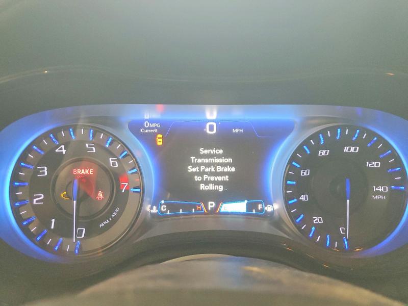 Photo 9 from auction – 2018 CHRYSLER 300 with VIN 2C3CCAGG4JH165628