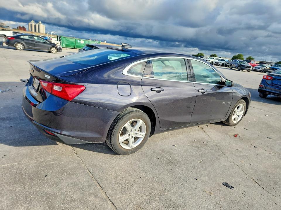 Photo 3 from auction – 2022 CHEVROLET MALIBU with VIN 1G1ZB5ST7NF205592
