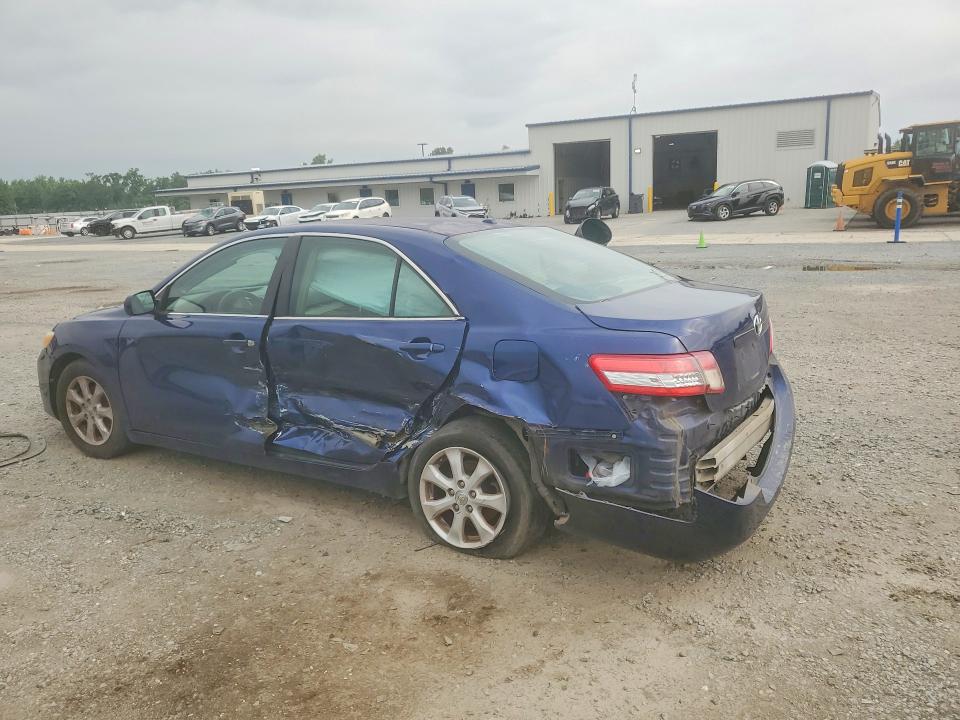 Photo 2 from auction – 2011 TOYOTA CAMRY with VIN 4T1BF3EK3BU712707