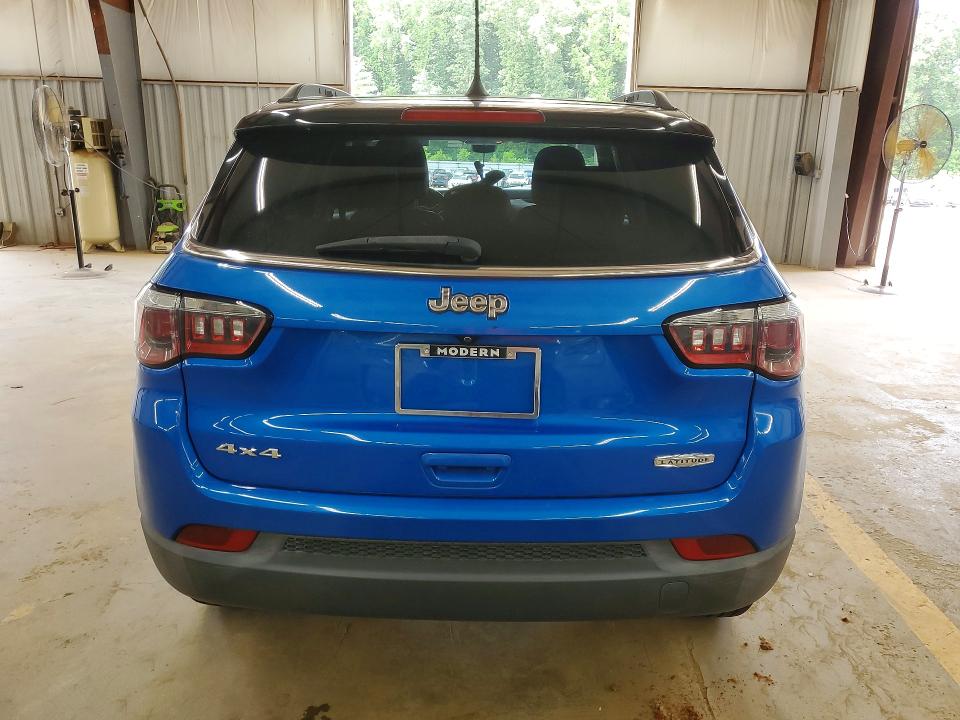 Photo 6 from auction – 2018 JEEP COMPASS with VIN 3C4NJDBB9JT168412