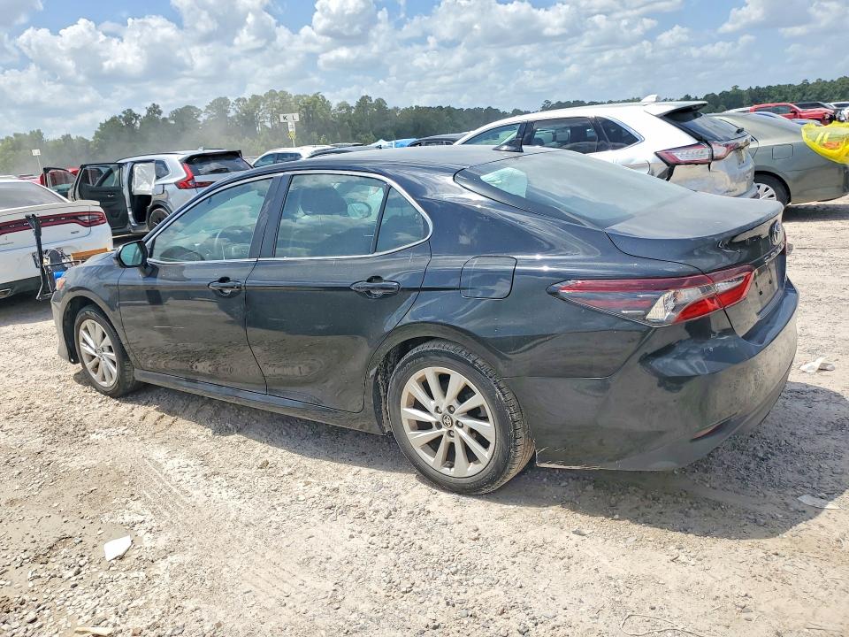 Photo 2 from auction – 2024 TOYOTA CAMRY with VIN 4T1C11AK7RU879157