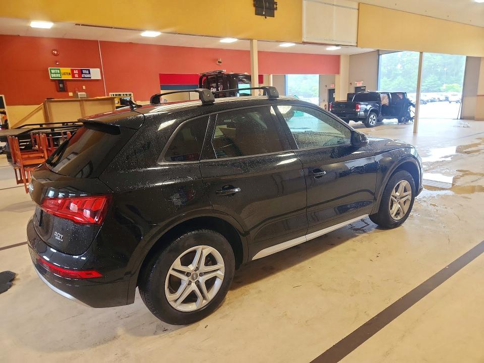 Zdjęcie 3 z aukcji – 2018 AUDI Q5 z VIN WA1ANAFY5J2006465