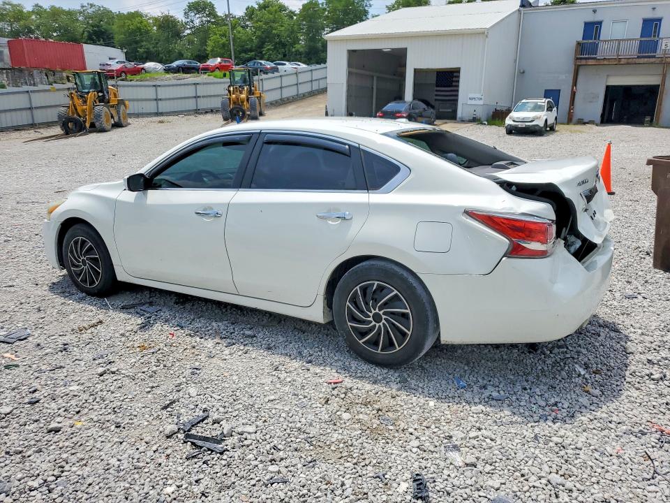 Photo 2 from auction – 2015 NISSAN ALTIMA with VIN 1N4AL3AP0FN387658