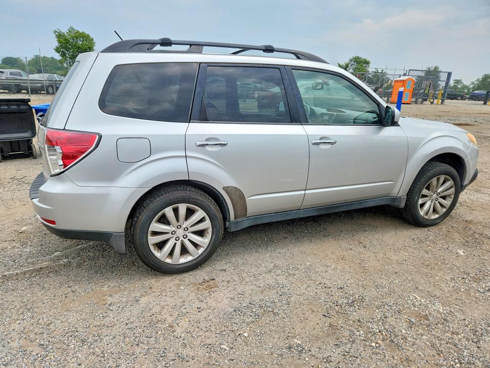 Photo 3 from auction – 2011 SUBARU FORESTER with VIN JF2SHBDC5BH701253