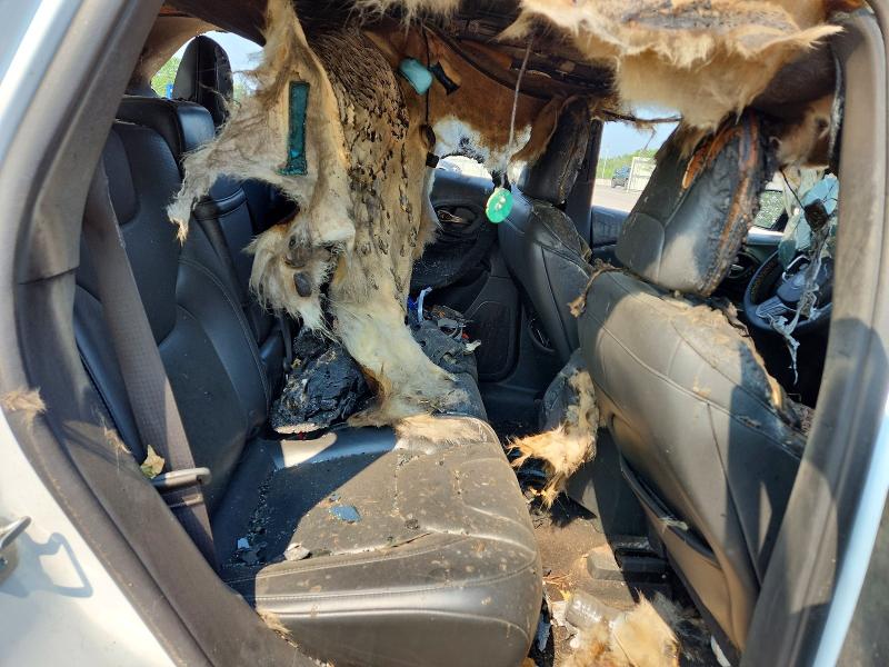 Photo 11 from auction – 2019 JEEP CHEROKEE with VIN 1C4PJMDXXKD343999