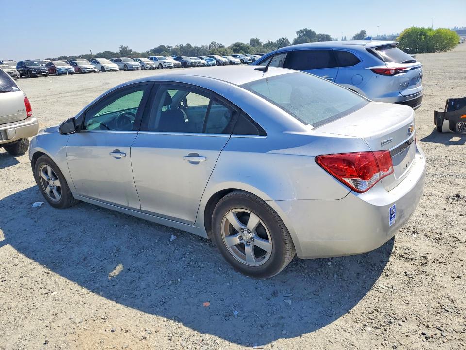 Photo 2 from auction – 2014 CHEVROLET CRUZE with VIN 1G1PC5SB4E7298836