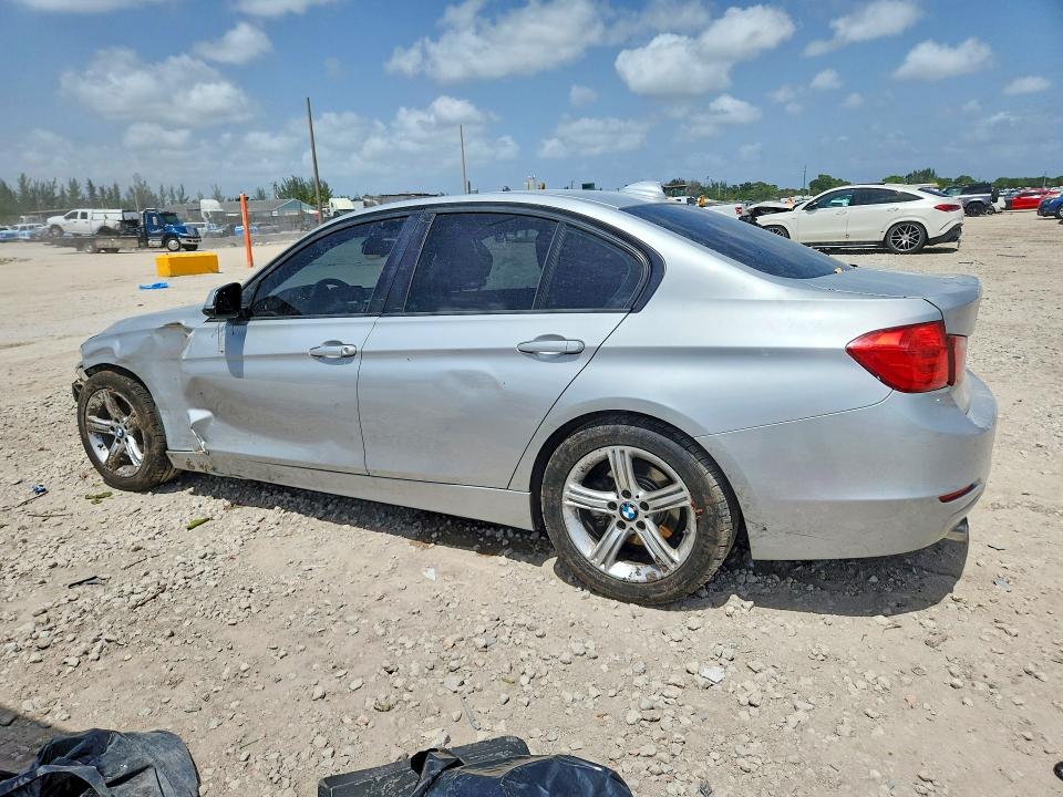 Photo 2 from auction – 2014 BMW 320 with VIN WBA3B1G55ENN90461