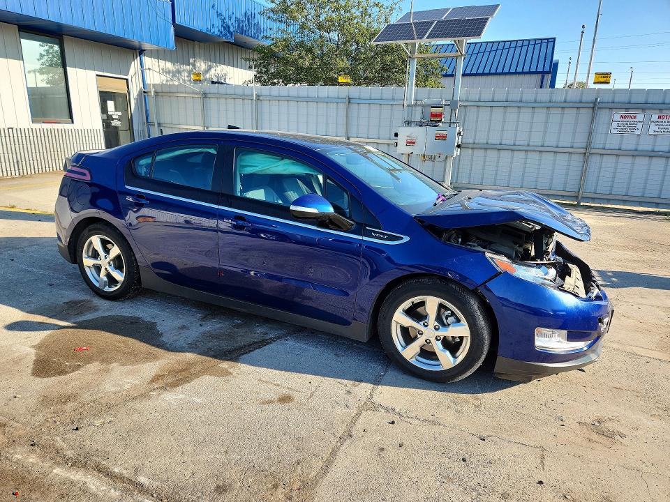 Photo 4 from auction – 2013 CHEVROLET VOLT with VIN 1G1RD6E44DU147973