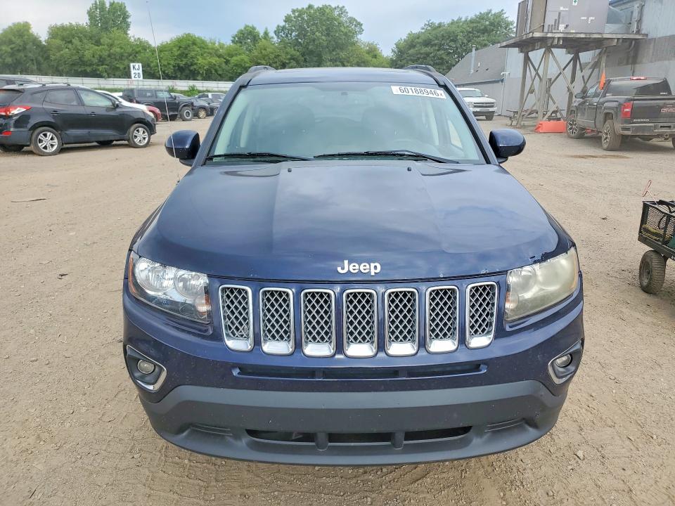 Photo 5 from auction – 2016 JEEP COMPASS with VIN 1C4NJCEA4GD720233