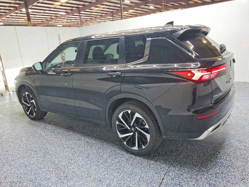 Photo 2 from auction – 2024 MITSUBISHI OUTLANDER with VIN JA4J4VA80RZ065606