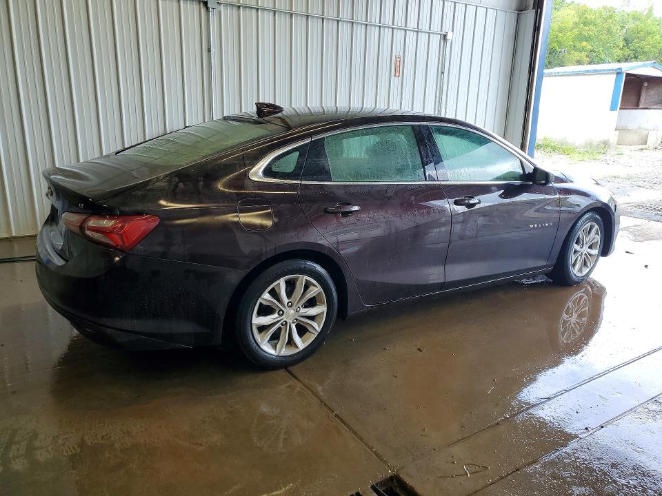 Photo 3 from auction – 2021 CHEVROLET MALIBU with VIN 1G1ZD5ST8MF023540