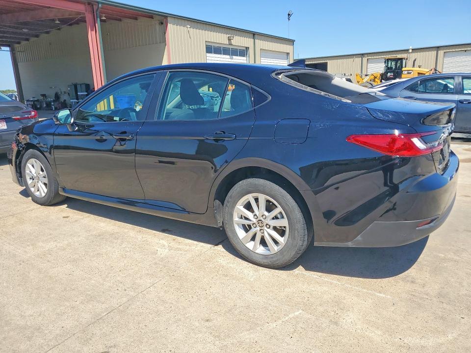 Photo 2 from auction – 2026 TOYOTA CAMRY with VIN 4T1DAACK7TU711432