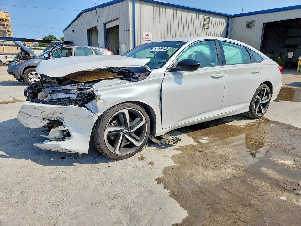 HONDA ACCORD 2022 with VIN 1HGCV1F38NA095142 - Photo from auction