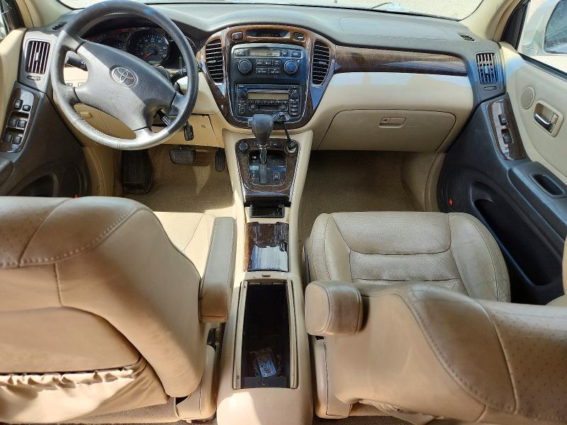 Photo 8 from auction – 2002 TOYOTA HIGHLANDER with VIN JTEHF21A020092701