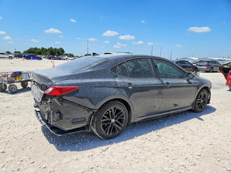 Photo 3 from auction – 2026 TOYOTA CAMRY with VIN 4T1DAACK0TU224427