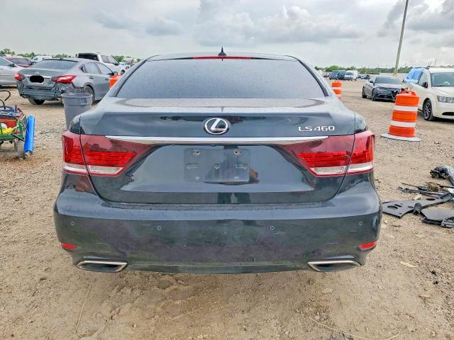 Photo 6 from auction – 2013 LEXUS LS with VIN JTHBL5EF2D5124482