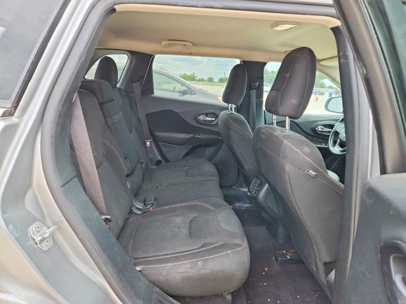 Zdjęcie 10 z aukcji – 2016 JEEP CHEROKEE z VIN 1C4PJLCB7GW209530