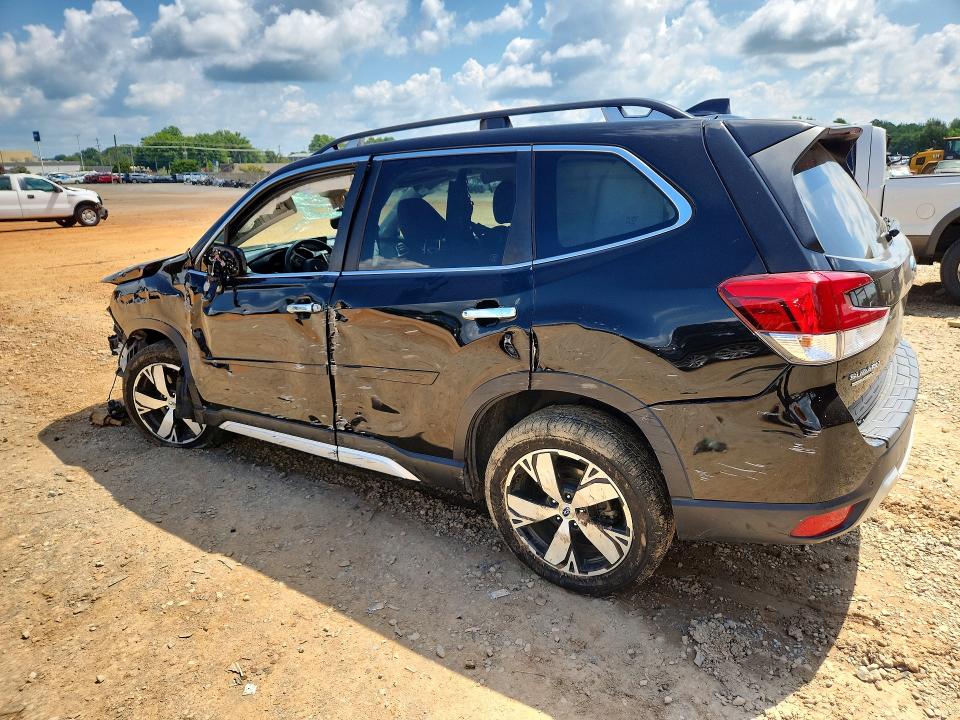 Photo 2 from auction – 2019 SUBARU FORESTER with VIN JF2SKAWC6KH407269