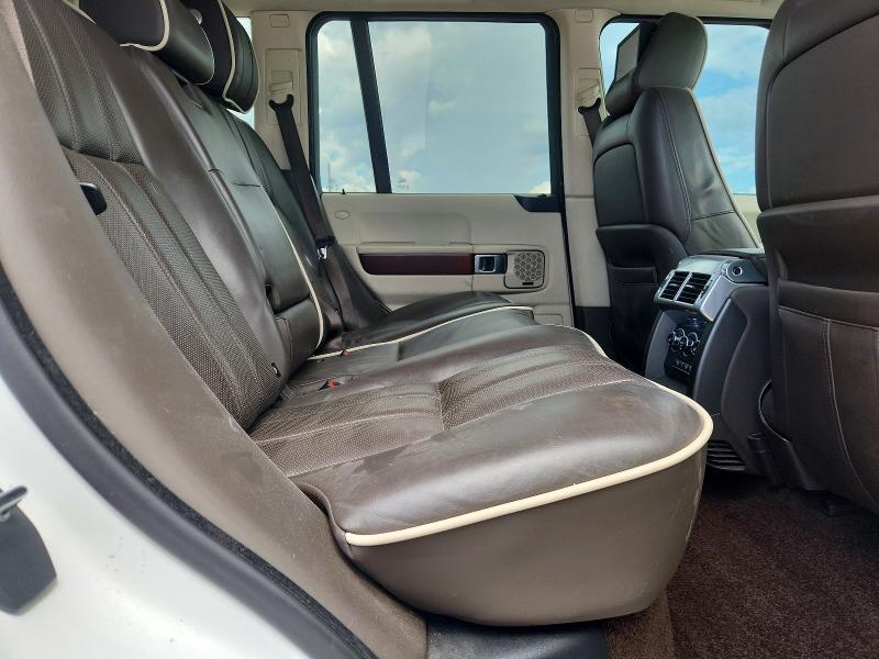 Photo 11 from auction – 2011 LAND ROVER RANGE ROVER with VIN SALMF1E46BA337912