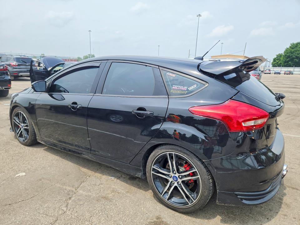Photo 2 from auction – 2017 FORD FOCUS with VIN 1FADP3L92HL235203